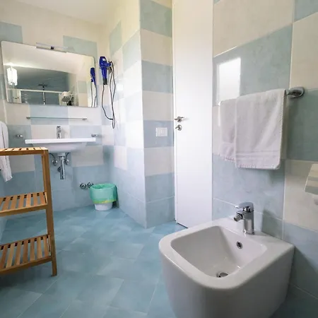 Bed & Breakfast White House