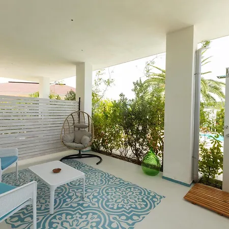 White House Bed & Breakfast 4*