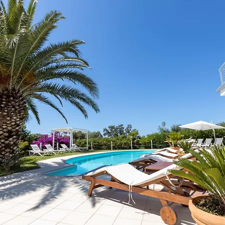 Bed & Breakfast White House