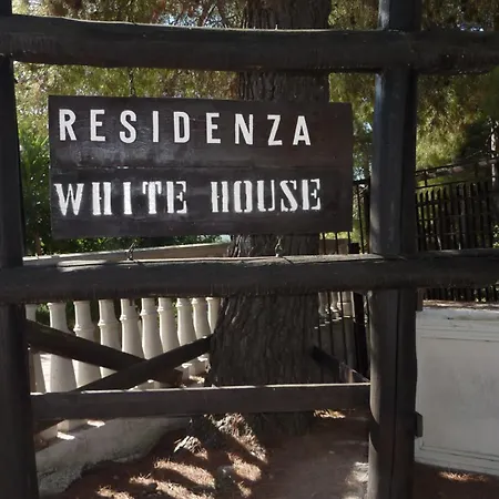 Bed and breakfast White House