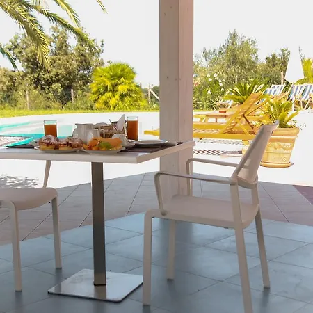 White House Bed & Breakfast