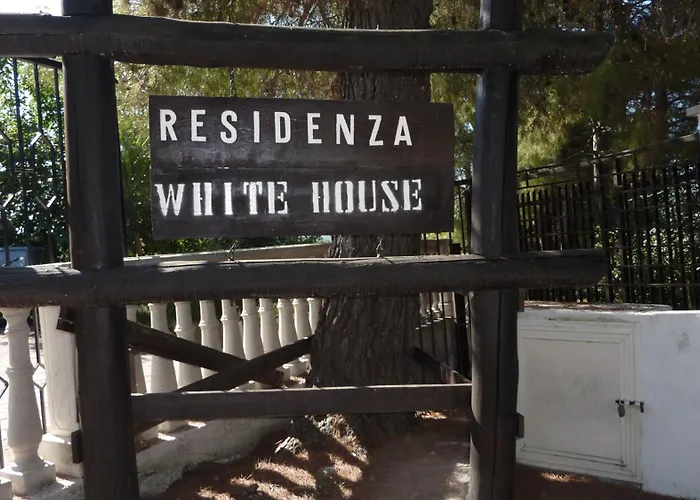 Panzió White House